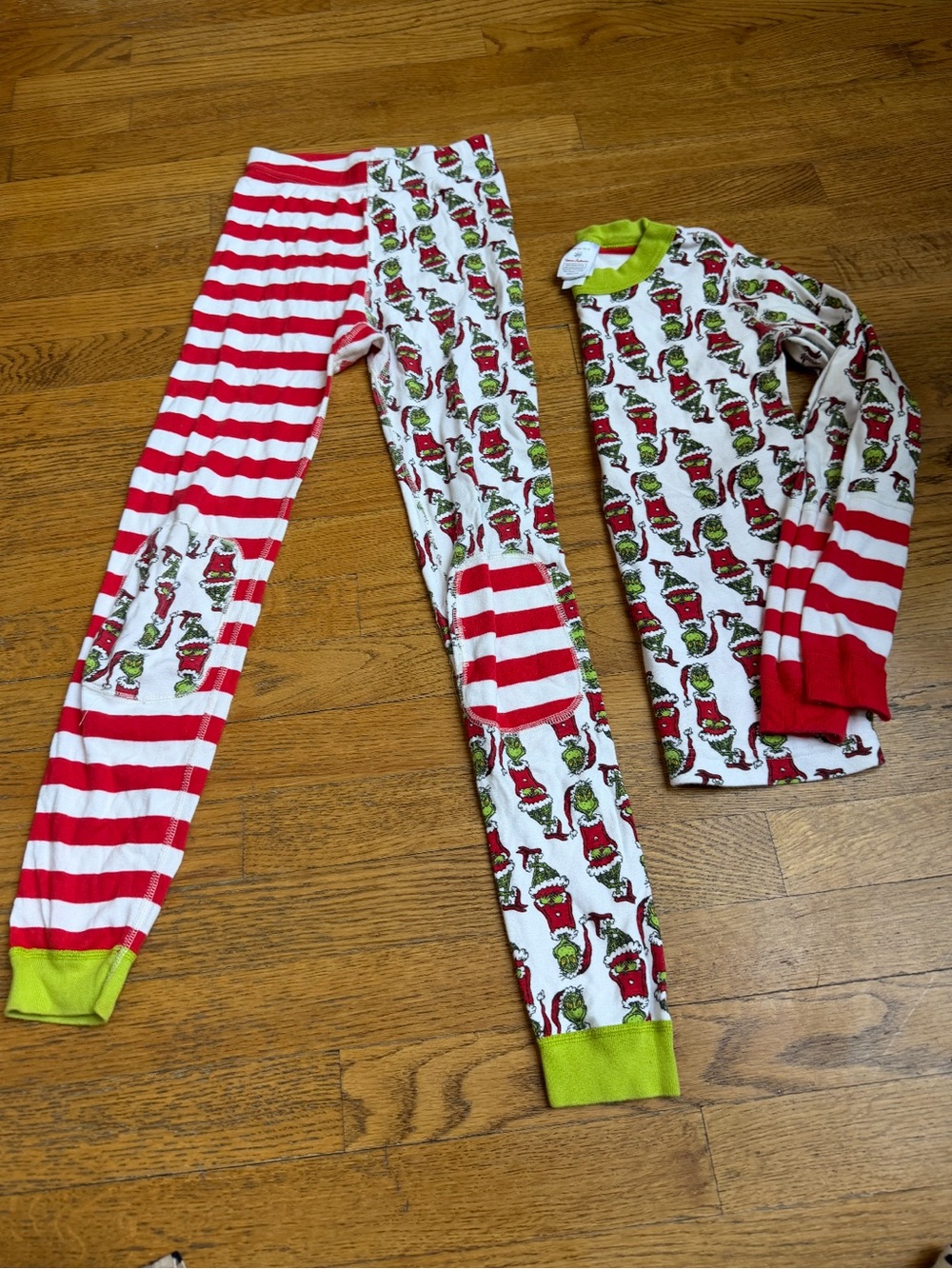 Hanna Andersson Size 10 Grinch Red White Lime Green Christmas Holiday PJ Set